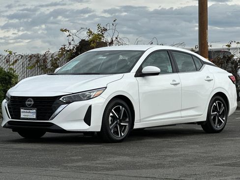 Certified 2024 Nissan Sentra SV image 8