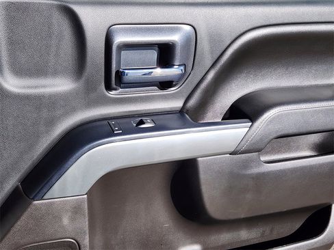 Used 2017 Chevrolet Silverado 1500 LT w/ All Star Edition image 12