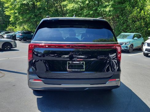 New 2026 Kia Carnival SX w/ SX Dark Edition Package FWD image 7