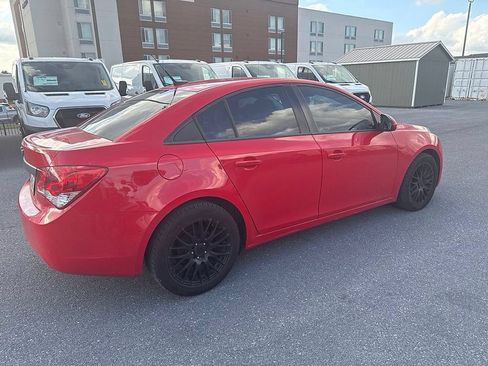 Used 2014 Chevrolet Cruze LT FWD image 4