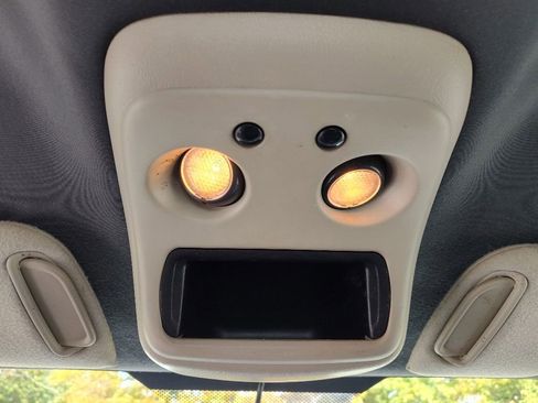 Used 2005 Chevrolet Silverado 3500 LS w/ Heavy-Duty Power Package image 19