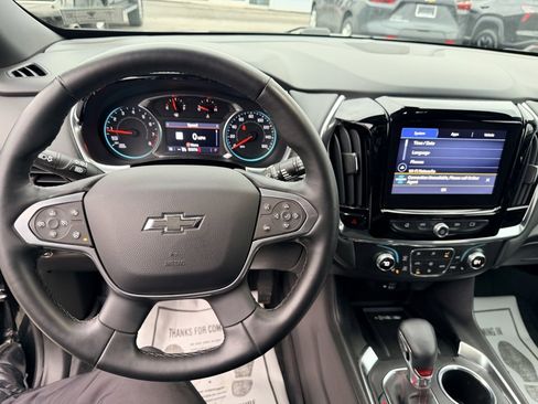 Used 2023 Chevrolet Traverse RS w/ LPO, Floor Liner Package image 17