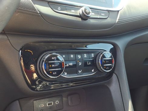 Used 2023 Buick Encore GX Select w/ Sport Touring Package AWD/4WD image 14