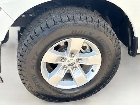 Used 2022 RAM 1500 Tradesman w/ Chrome Appearance Group image 33