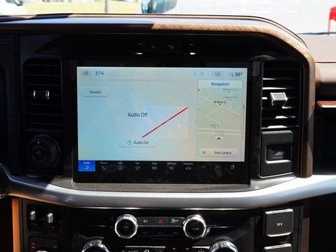 New 2025 Ford F150 King Ranch w/ FX4 Off-Road Package image 18