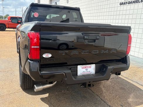 New 2026 Toyota Tacoma SR5 AWD/4WD image 30