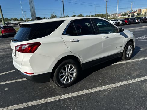 Used 2021 Chevrolet Equinox LT FWD image 3