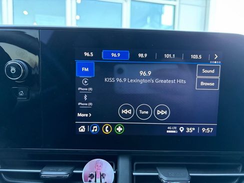 Certified 2025 Chevrolet Trax RS image 7