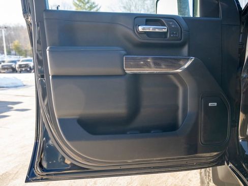 Used 2022 Chevrolet Silverado 2500 LTZ image 17