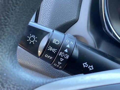 Used 2020 Mitsubishi Outlander Sport ES FWD image 16