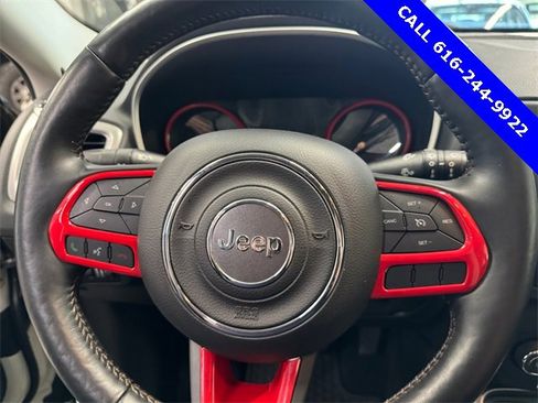 Used 2018 Jeep Compass Latitude w/ Cold Weather Group image 20