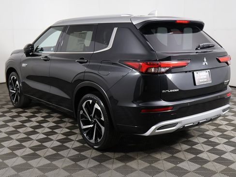 New 2025 Mitsubishi Outlander SEL image 14