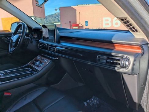 Used 2024 Lincoln Aviator Reserve image 34