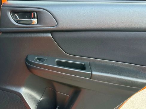 Used 2013 Subaru Crosstrek 2.0i Premium image 47