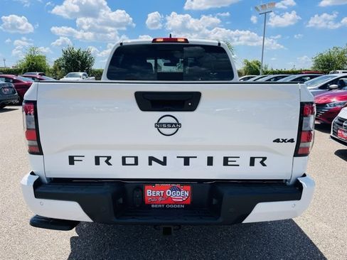 New 2026 Nissan Frontier SV image 6