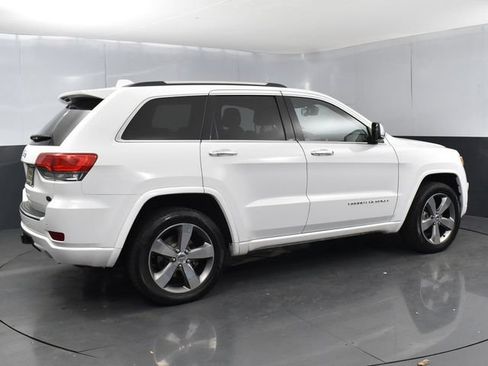 Used 2015 Jeep Grand Cherokee Overland AWD/4WD image 3