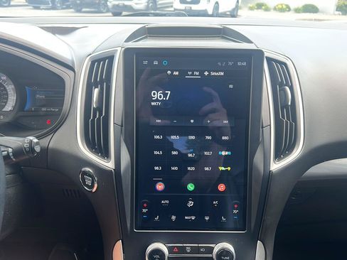Used 2023 Ford Edge SEL AWD/4WD image 20