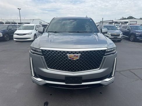 Used 2023 Cadillac Escalade ESV Premium Luxury w/ LPO, Floor Liner Package AWD/4WD image 10