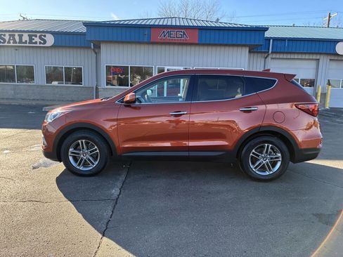 Used 2017 Hyundai Santa Fe Sport image 34