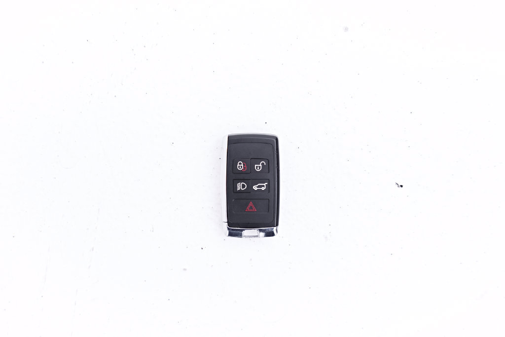 Used 2025 Land Rover Range Rover Sport SE AWD/4WD image 84