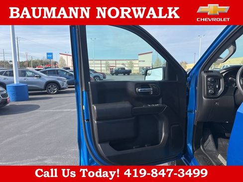 Used 2024 Chevrolet Silverado 1500 Custom w/ LPO, Dark Essentials Package AWD/4WD image 13