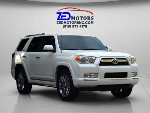 Used 2012 Toyota 4Runner Limited image 3