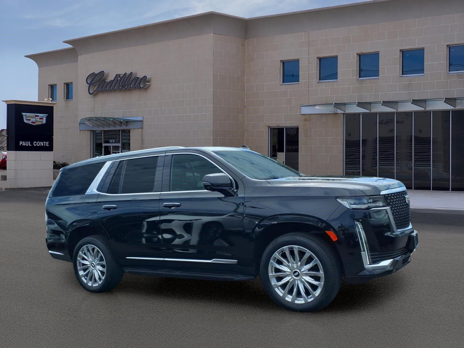 Certified 2023 Cadillac Escalade Premium Luxury w/ LPO, Floor Liner Package AWD/4WD image 4