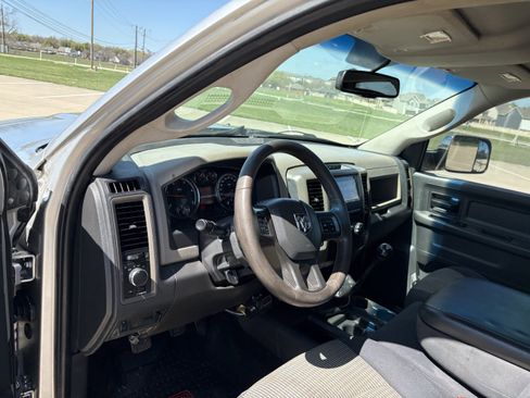 Used 2012 RAM 3500 ST w/ Chrome Appearance Group image 14