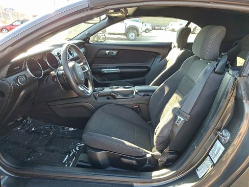 Used 2017 Ford Mustang Convertible image 14