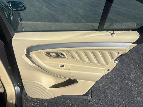 Used 2015 Ford Taurus SEL w/ Equipment Group 201A AWD/4WD image 25