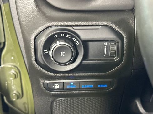 Used 2023 Jeep Wrangler Unlimited w/ Cold Weather Group image 19