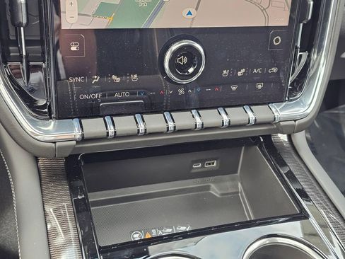 New 2026 GMC Yukon XL Elevation w/ Elevation Premium Package image 35