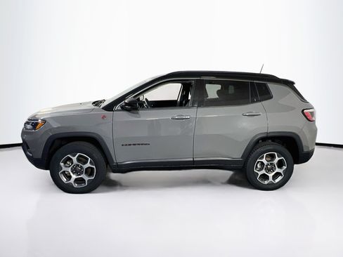 Used 2022 Jeep Compass Trailhawk w/ Trailhawk Convenience Group AWD/4WD image 8