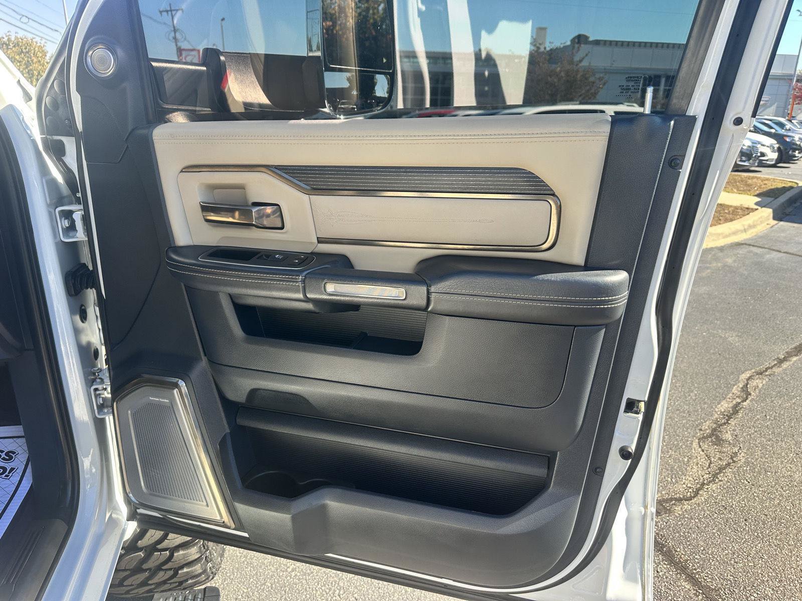 Used 2020 RAM 3500 Limited AWD/4WD image 48