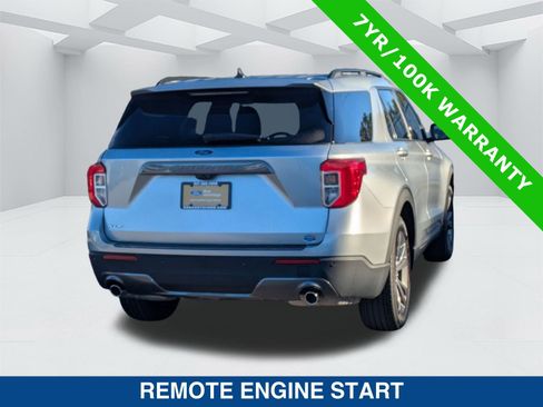 Certified 2023 Ford Explorer XLT w/ Equipment Group 202A image 4
