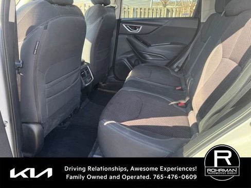 Used 2020 Subaru Forester Premium image 8
