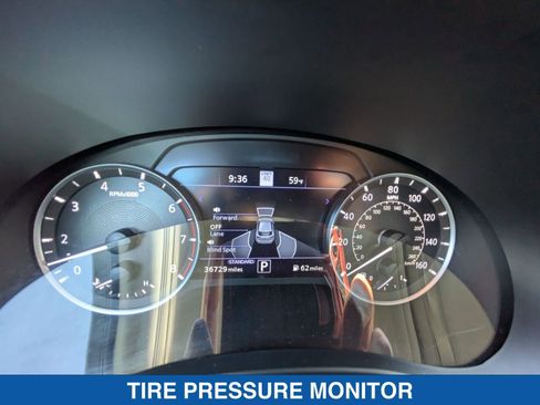 Used 2021 INFINITI QX50 Essential w/ Convenience Package image 17