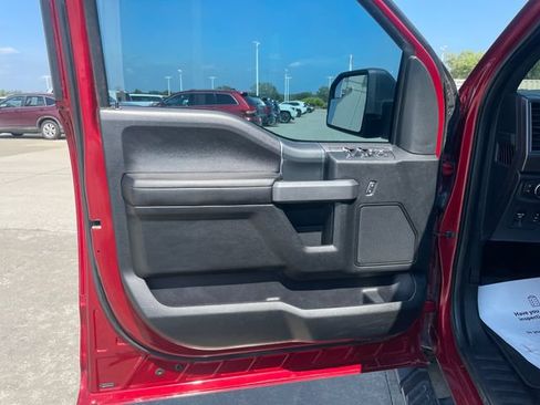 Used 2018 Ford F150 XLT w/ Equipment Group 302A Luxury AWD/4WD image 39
