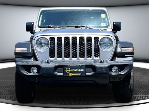 Used 2020 Jeep Gladiator Sport w/ Quick Order Package 24S AWD/4WD image 2