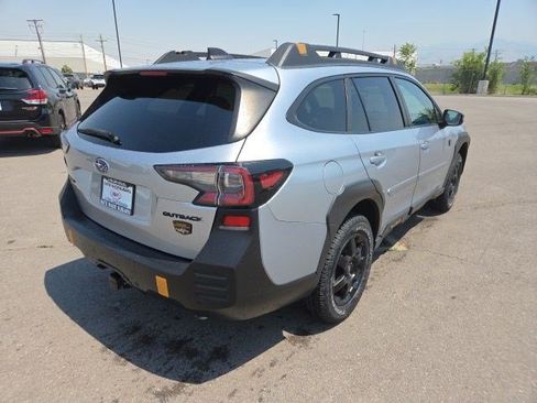Used 2022 Subaru Outback Wilderness AWD/4WD image 3