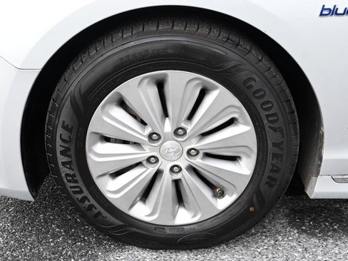 Used 2017 Hyundai Sonata SE FWD image 39