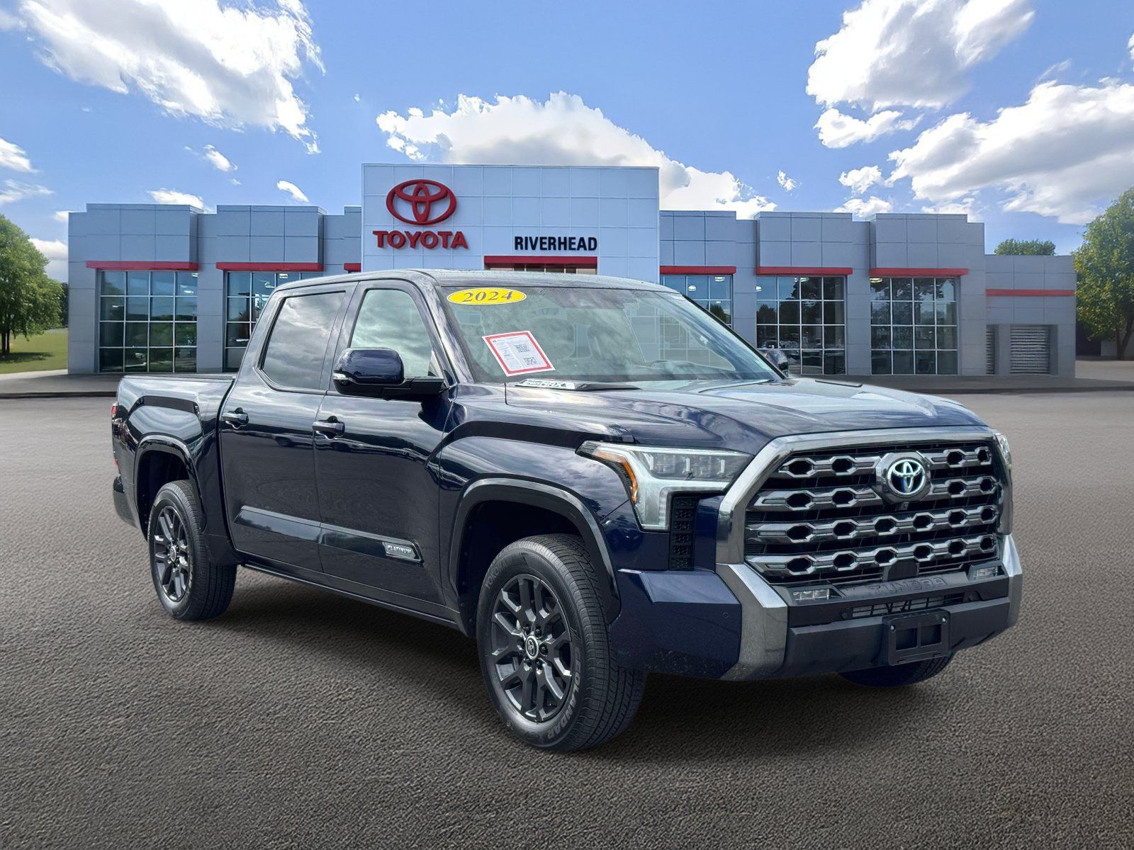 Certified 2024 Toyota Tundra Platinum AWD/4WD image 2