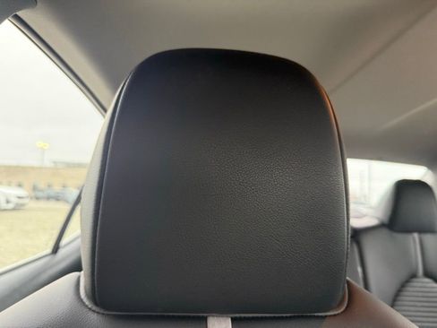 Used 2024 Toyota Camry SE image 33