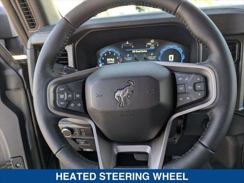 New 2025 Ford Bronco Badlands image 14