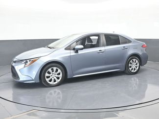 Used 2021 Toyota Corolla LE video 2