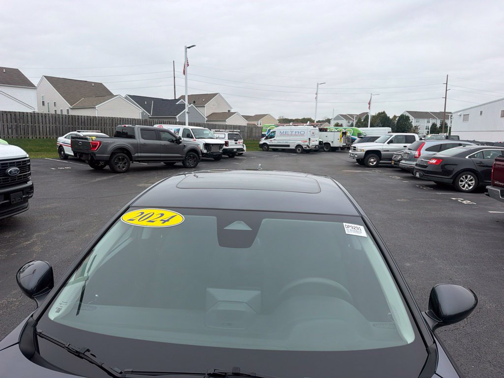 Used 2024 Honda Accord EX image 14