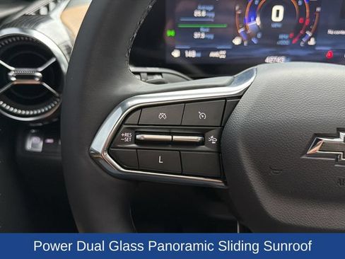 Used 2025 Chevrolet Equinox ACTIV w/ Safety and Technology Package AWD/4WD image 22
