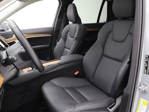 Used 2024 Volvo XC90 T8 Plus w/ Protection Package Premier image 15