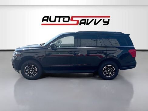 Used 2024 Ford Expedition XLT AWD/4WD image 4