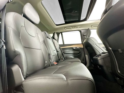 Used 2025 Volvo XC90 B6 Plus w/ Protection Package Premier image 24